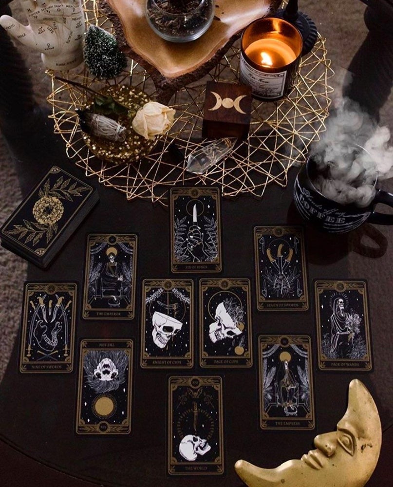 Tarot card reading