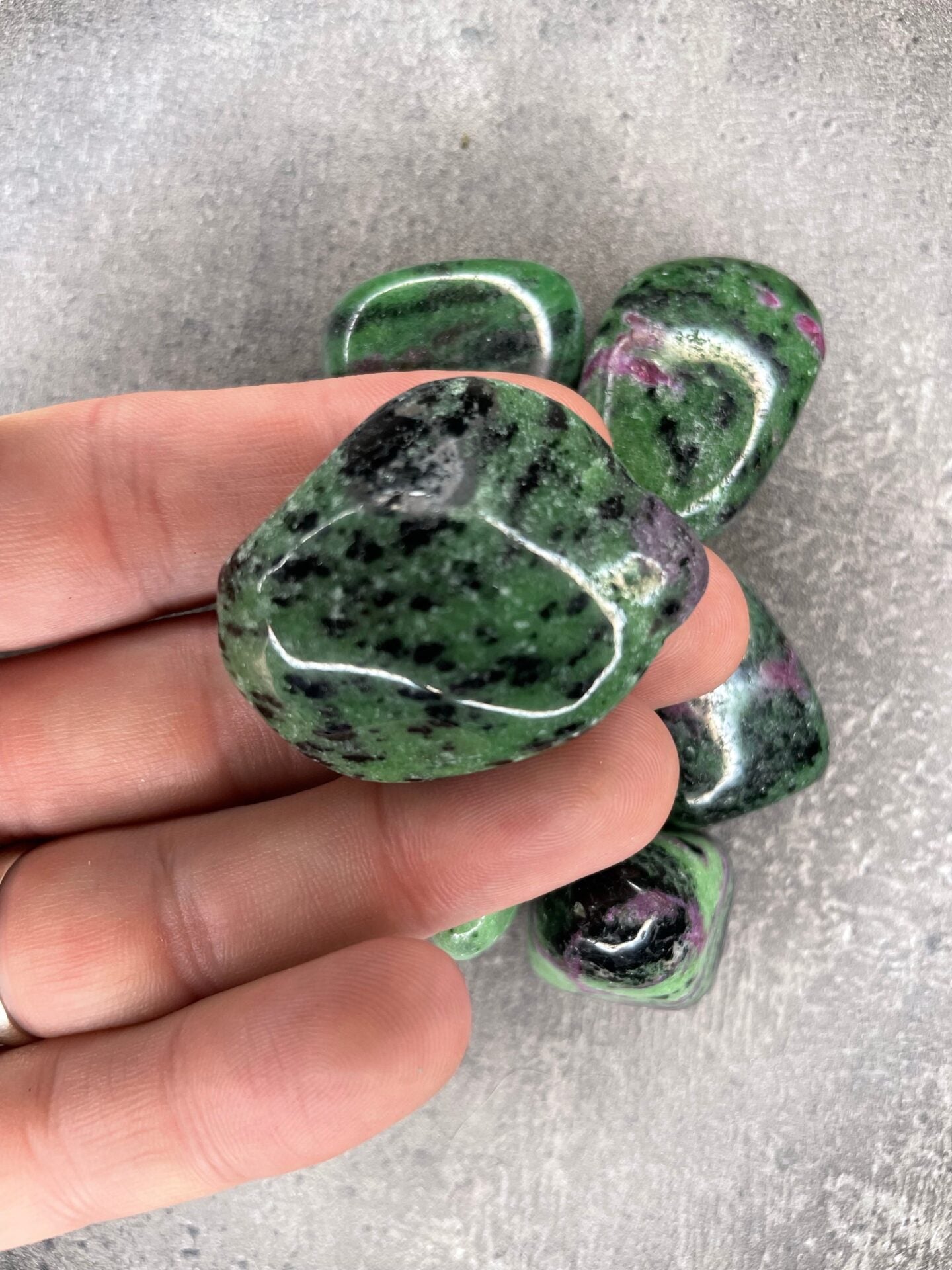 Ruby zoisite - Tumblestone