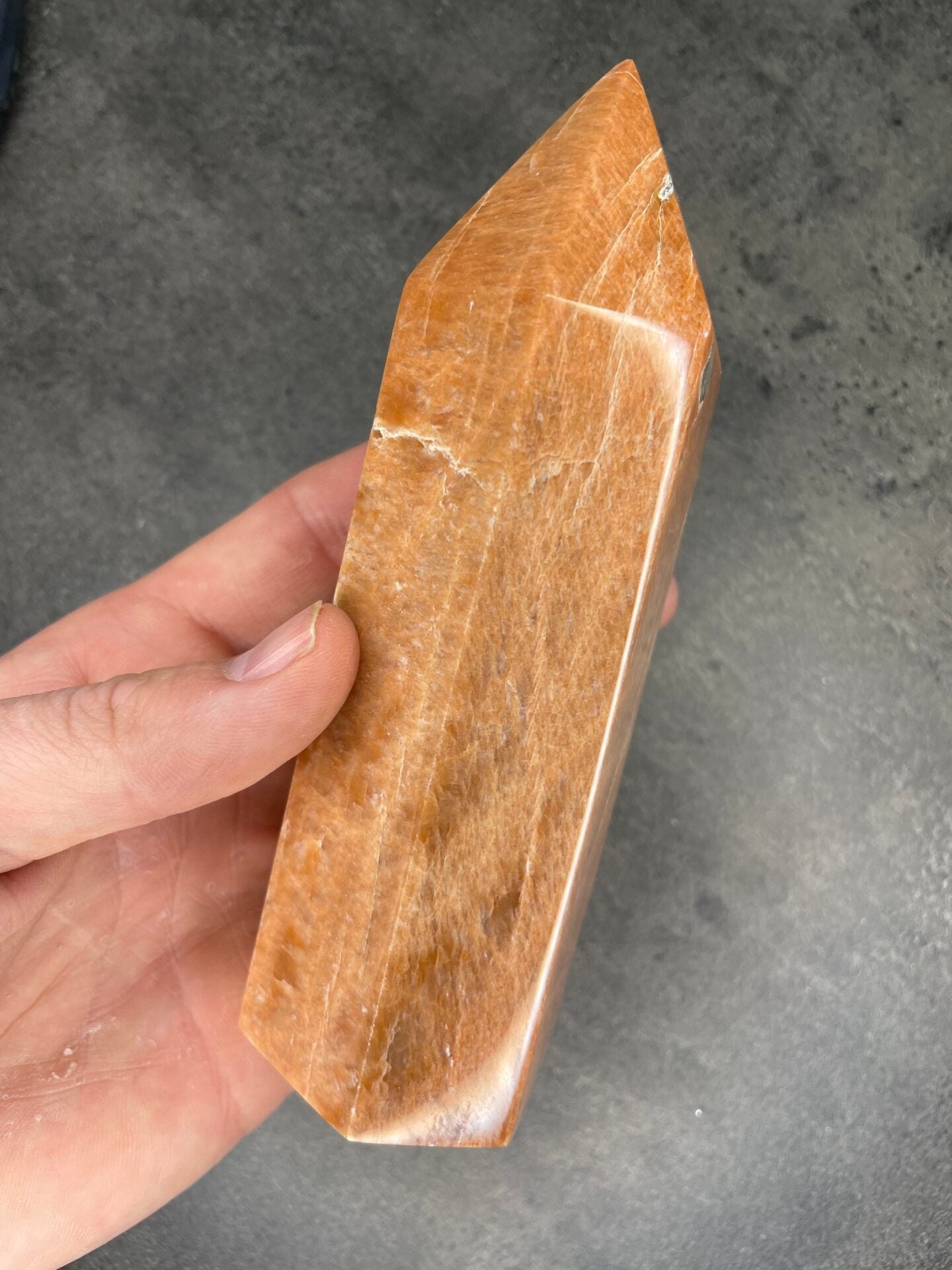 Peach moonstone - XL tower