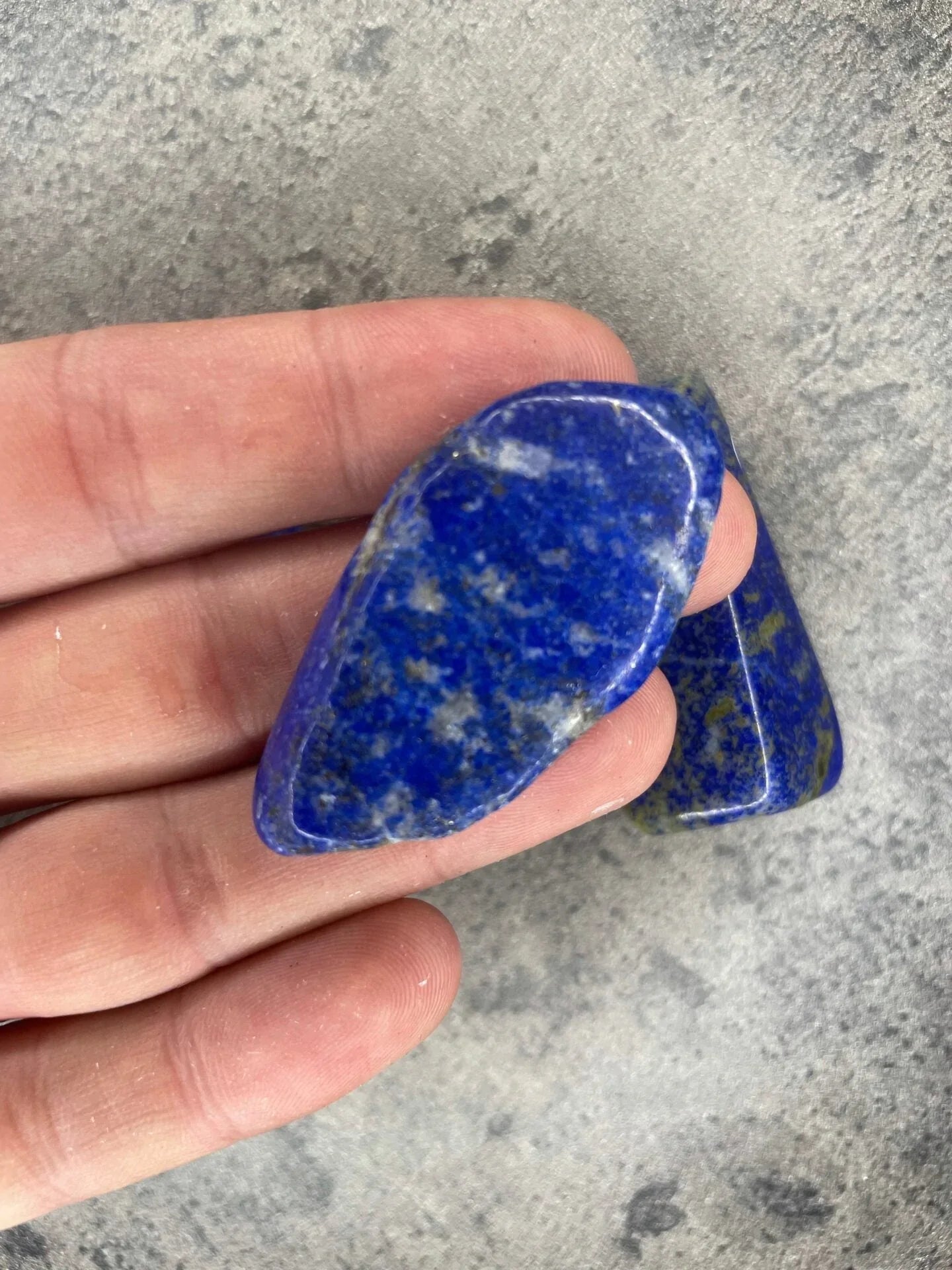 Lapis lazuli - Tumblestone