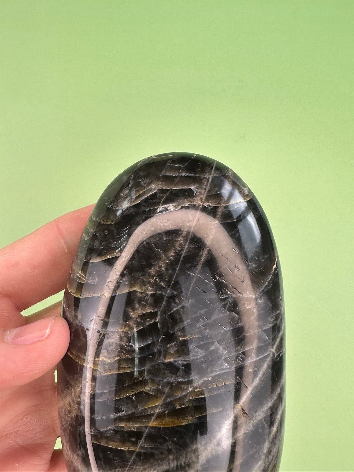 Black moonstone - Free form