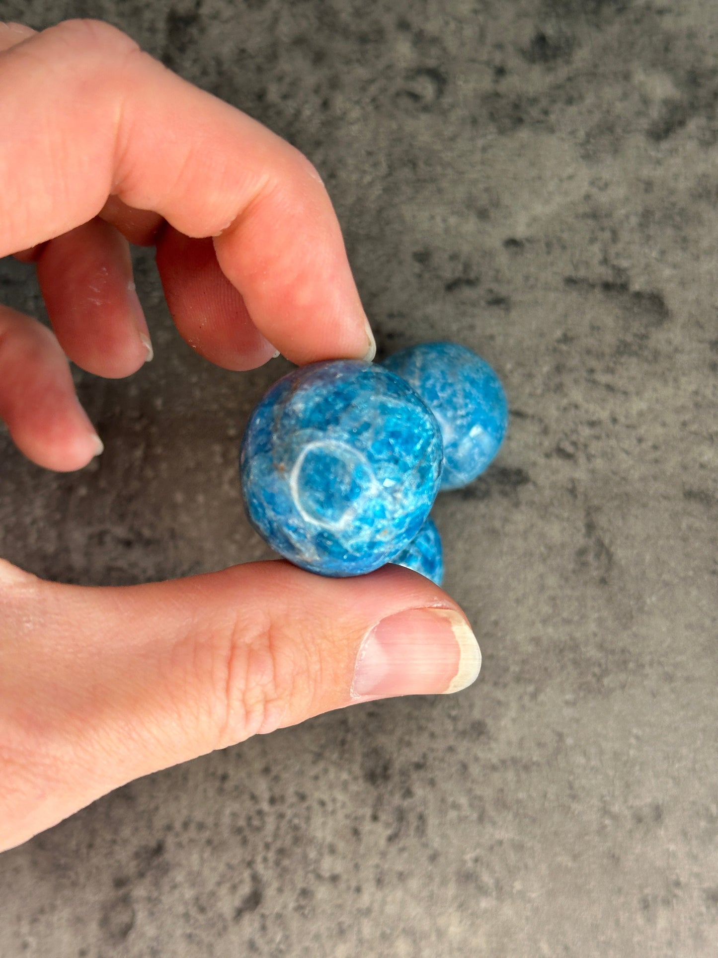 Apatite - Tumblestone (Blue)