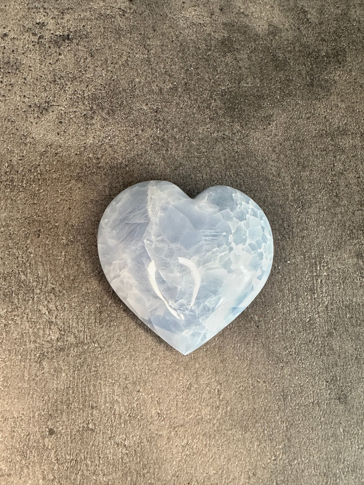Blue calcite - XL heart