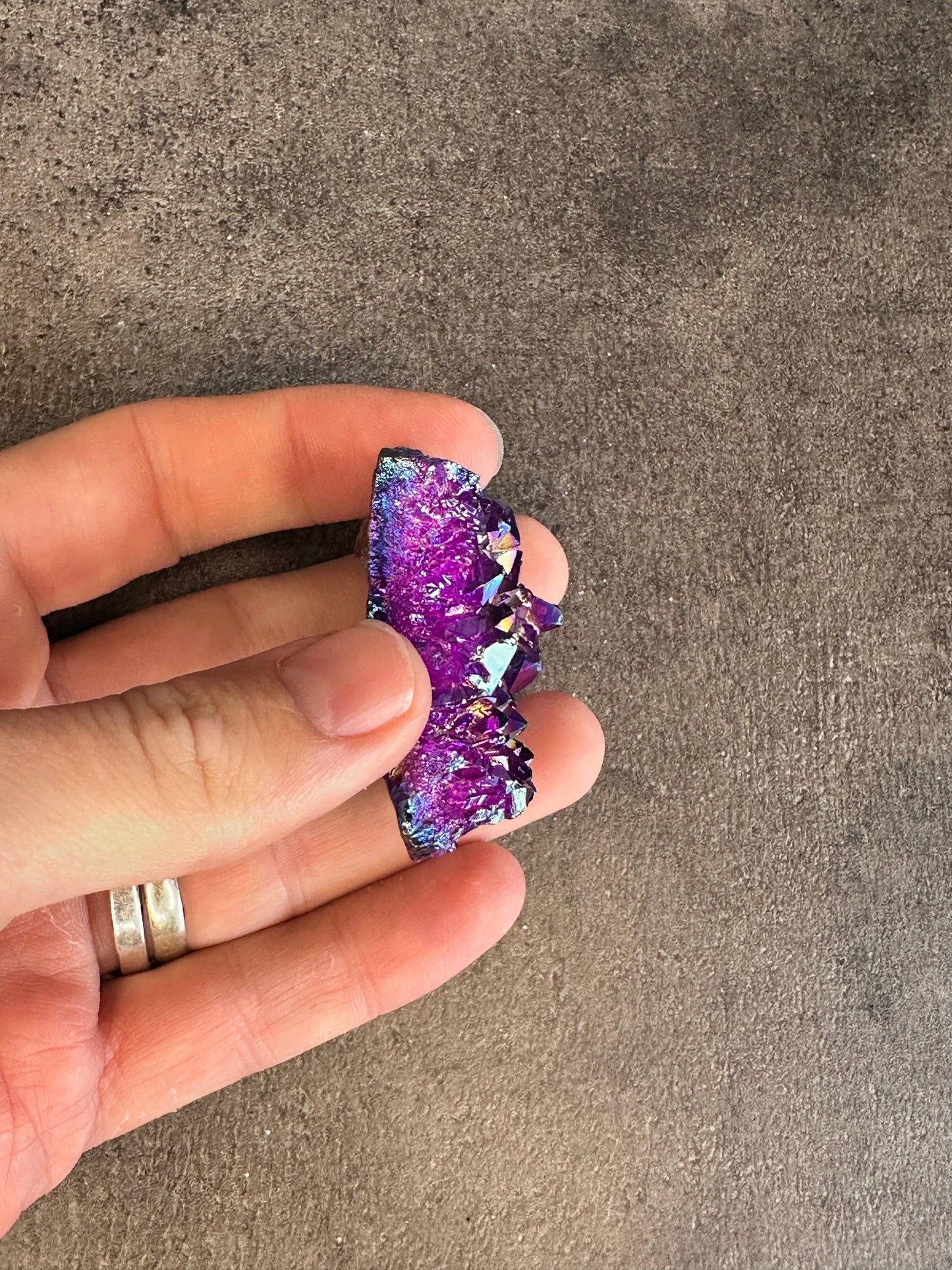 Aura amethyst - Cluster