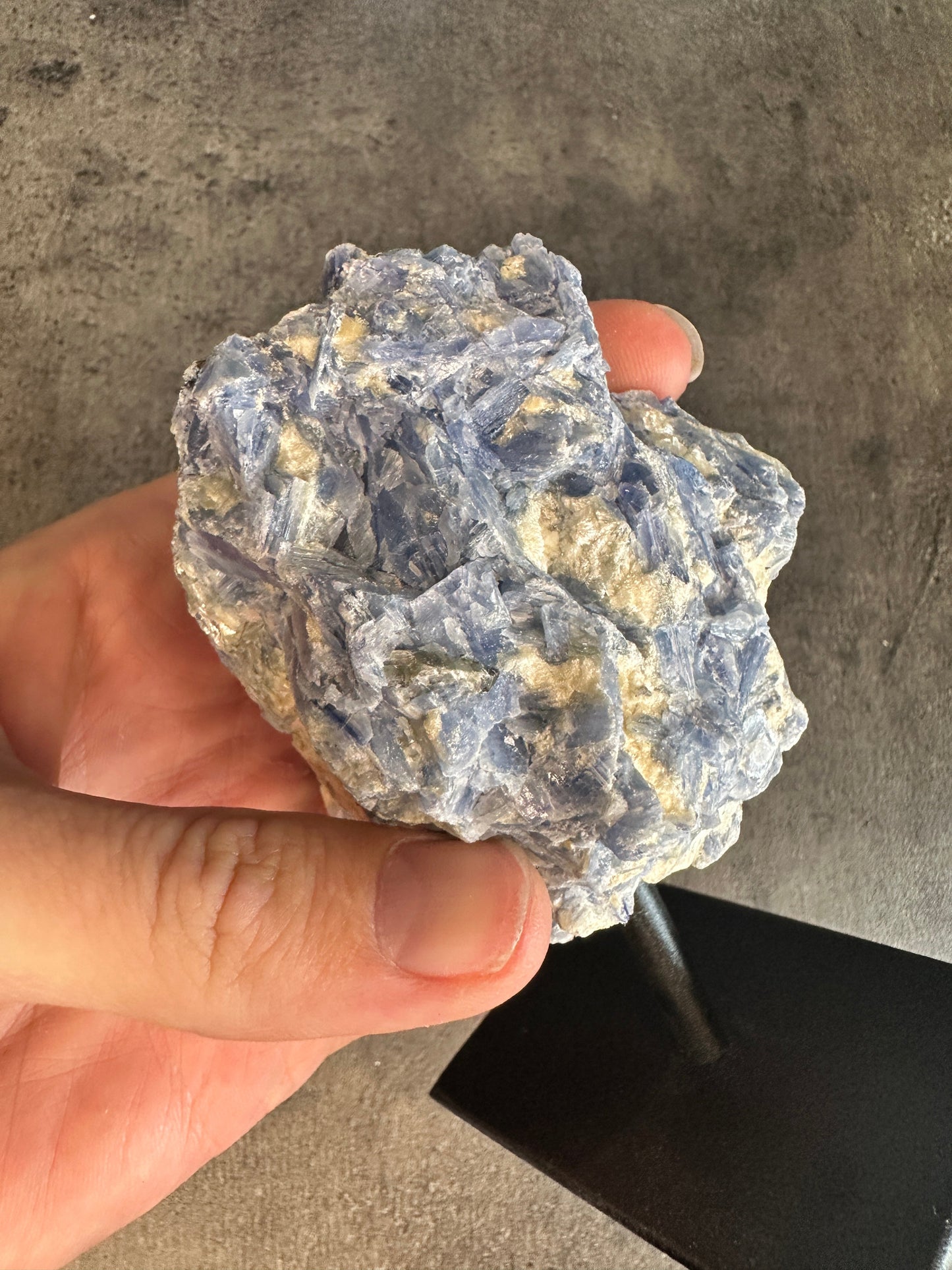 Blue kyanite - XL rough chunk on stand