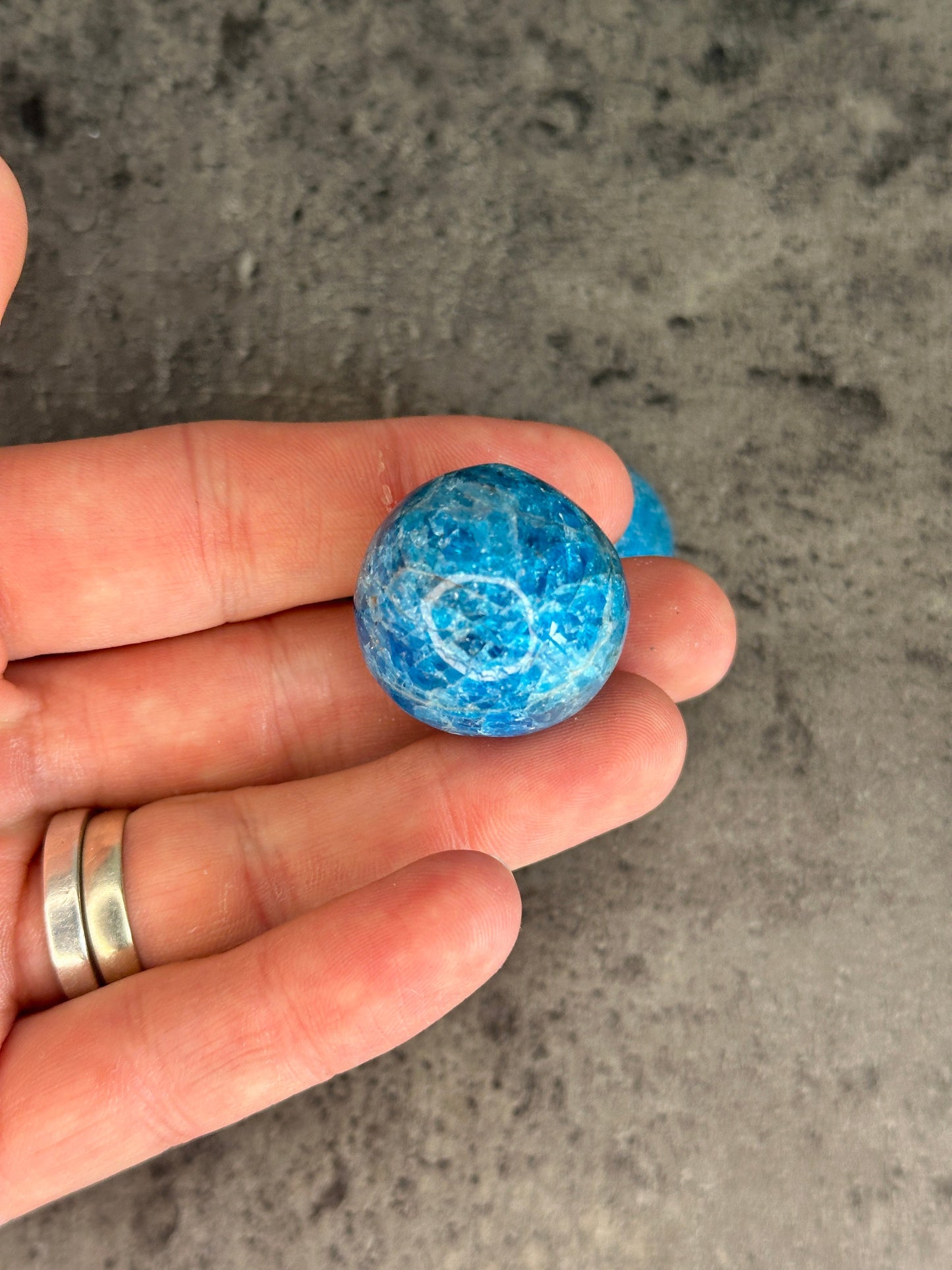 Apatite - Tumblestone (Blue)