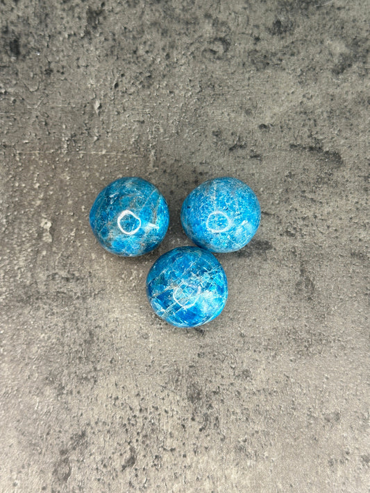 Apatite - Tumblestone (Blue)