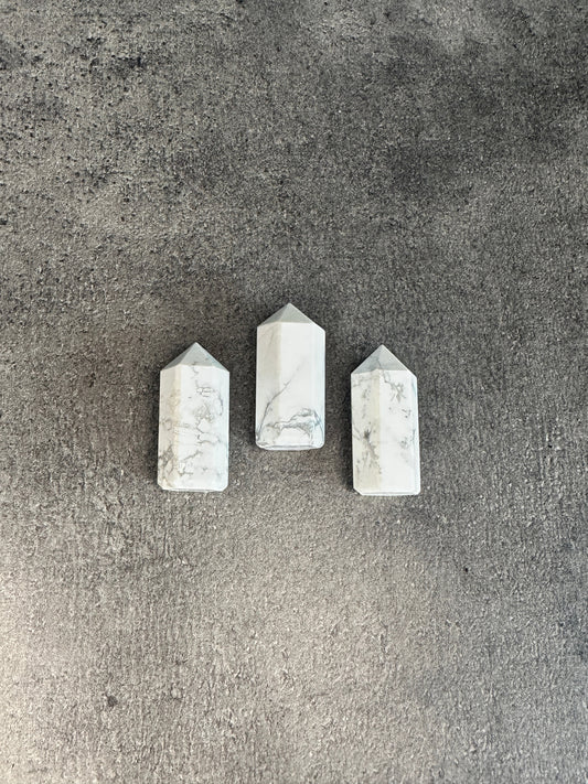 Howlite - Mini tower