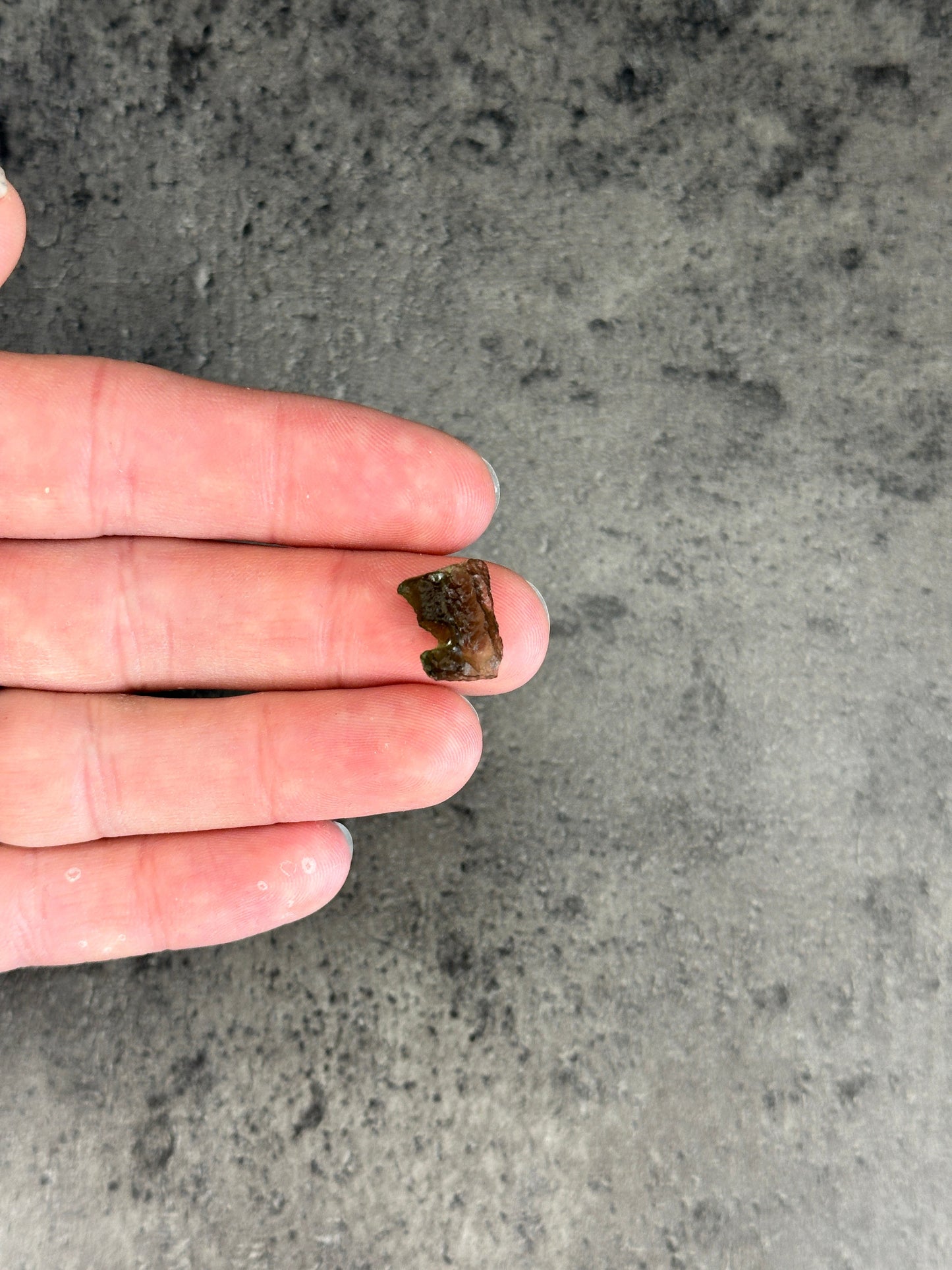 Moldavite - Rough/raw pieces