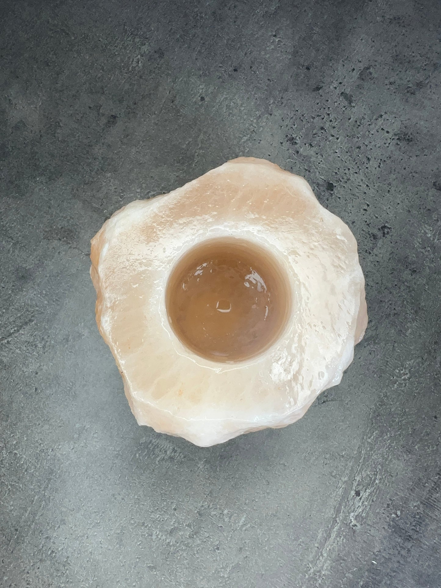 Himalayan salt tealight holder