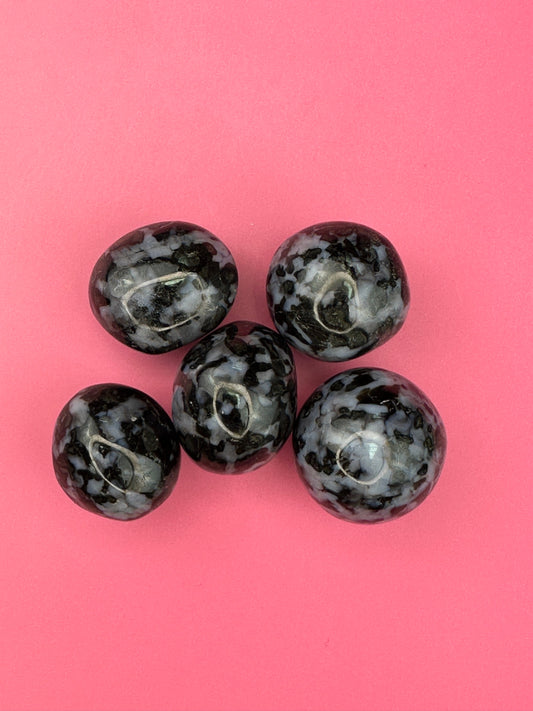 Indigo gabbro - Tumblestone