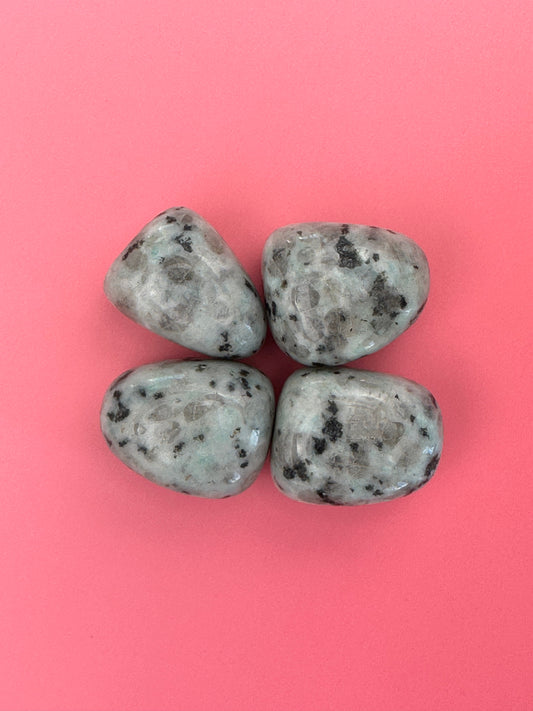 Kiwi jasper - Tumblestone