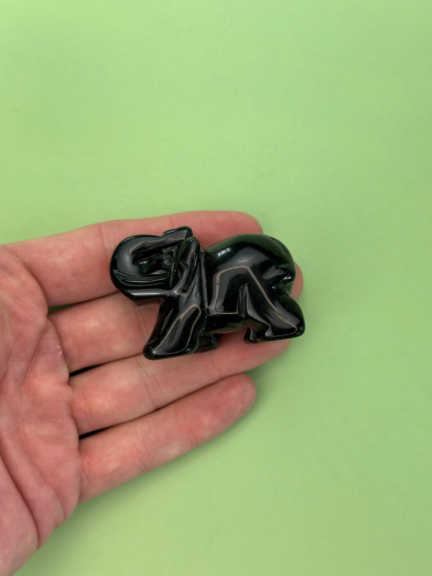 Black obsidian - Elephant
