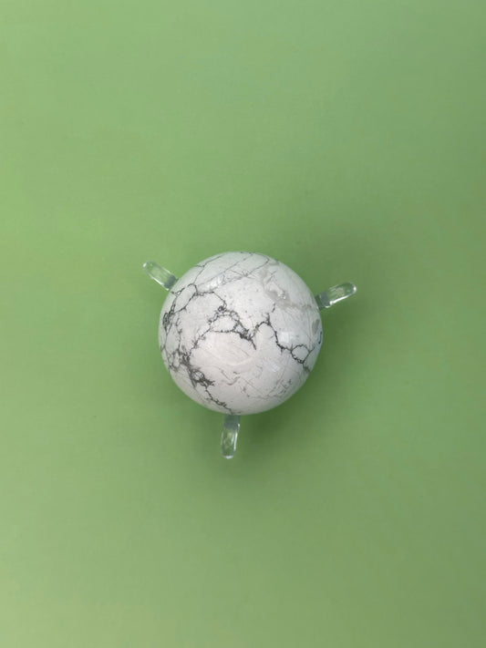 Howlite - Medium sphere