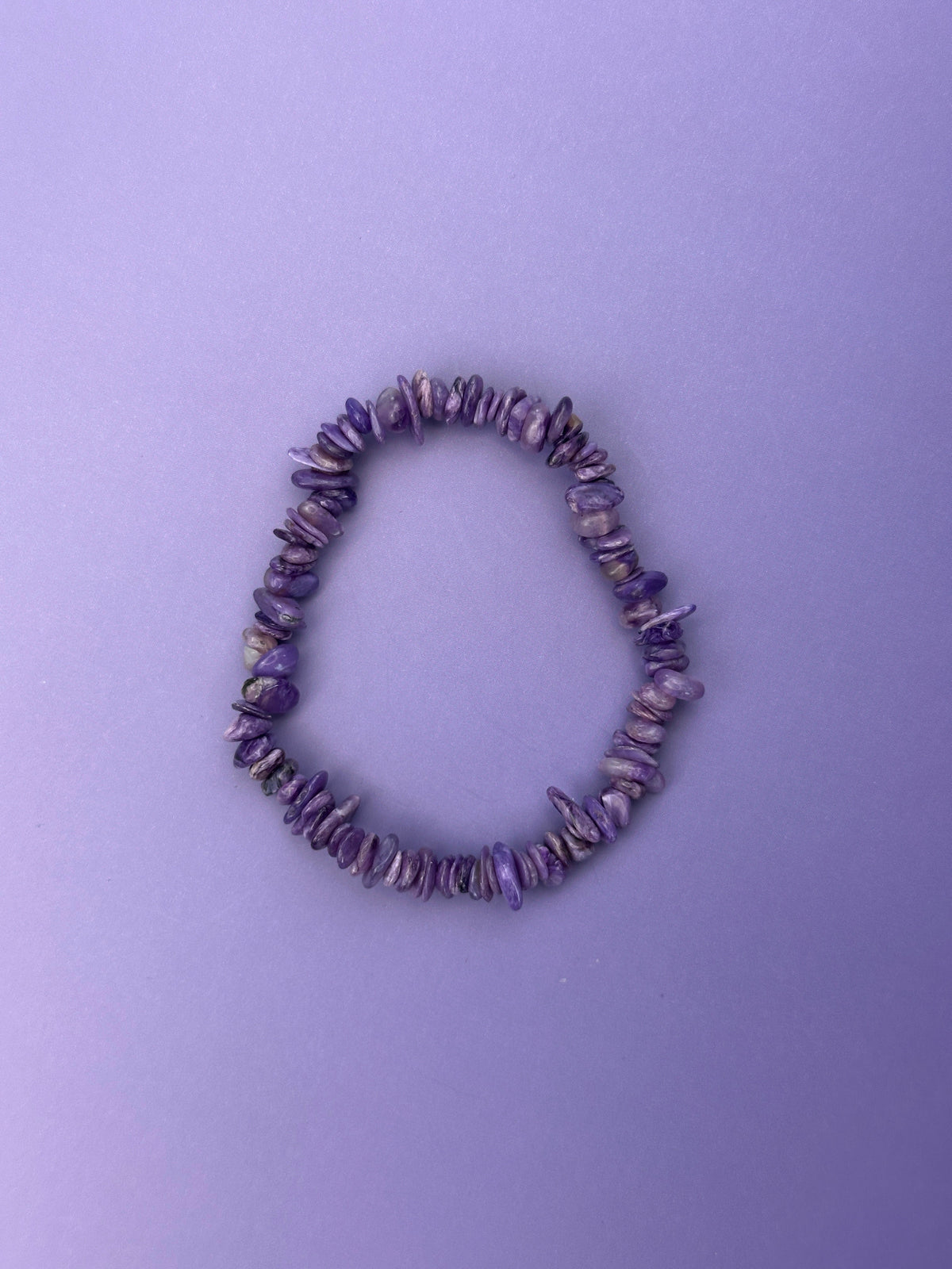 Charoite - Crystal chip bracelet