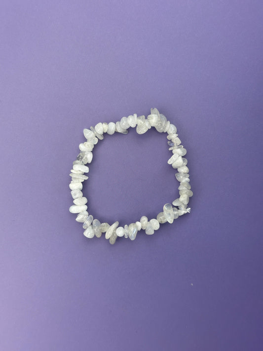 Rainbow moonstone - Crystal chip bracelet