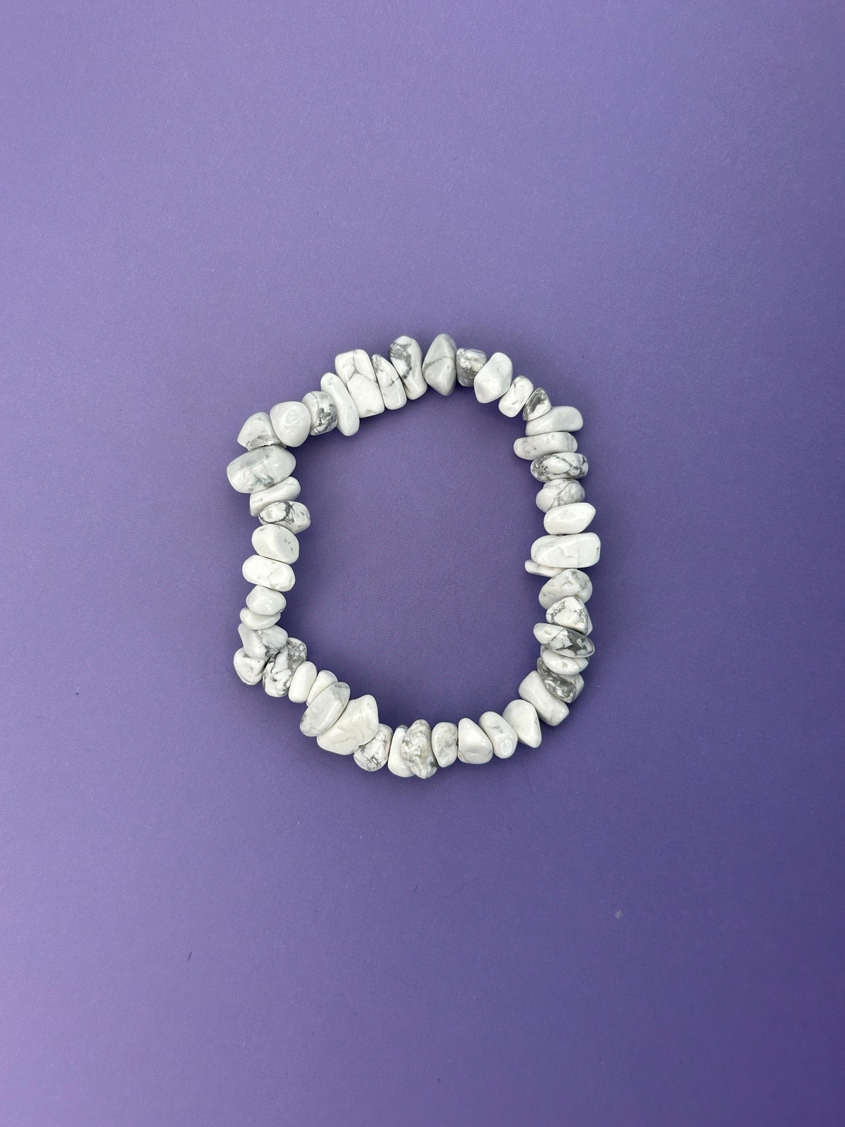 Howlite - Crystal chip bracelet