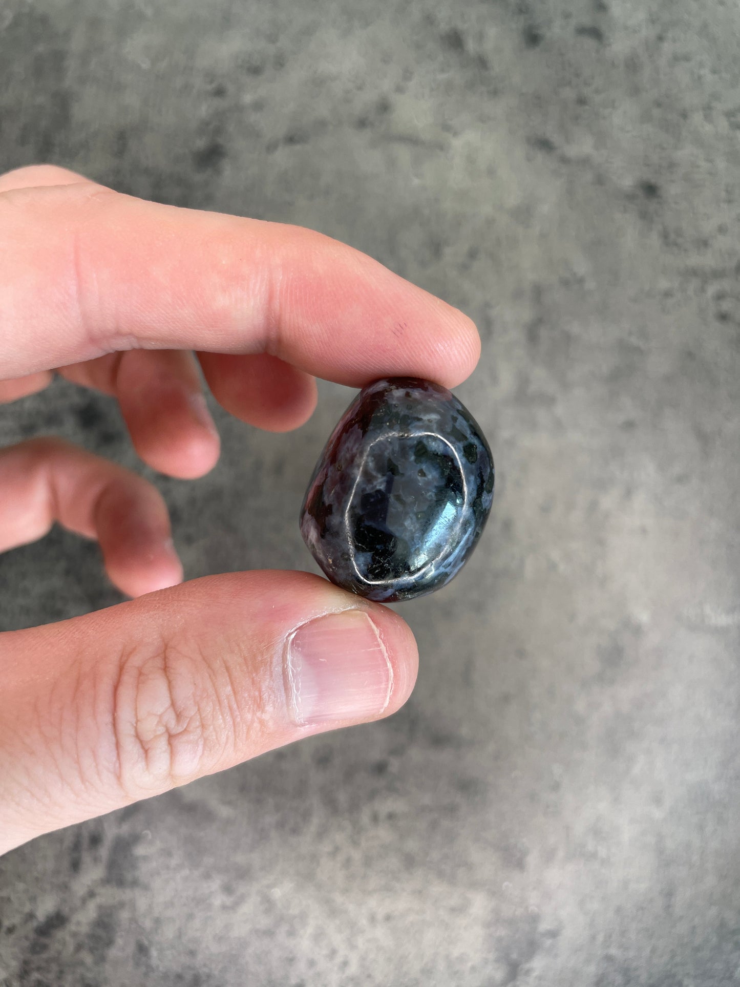 Indigo gabbro - Tumblestone