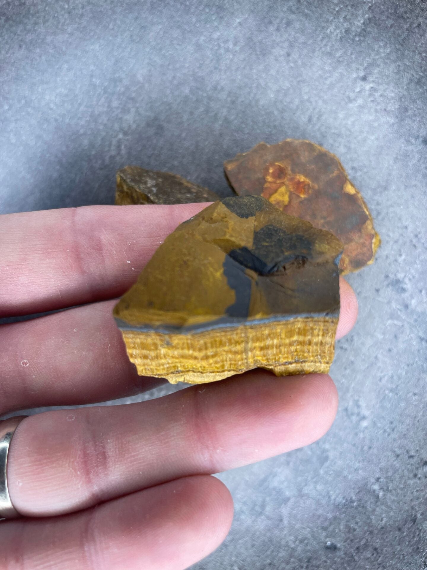 Tigers eye - Rough-raw