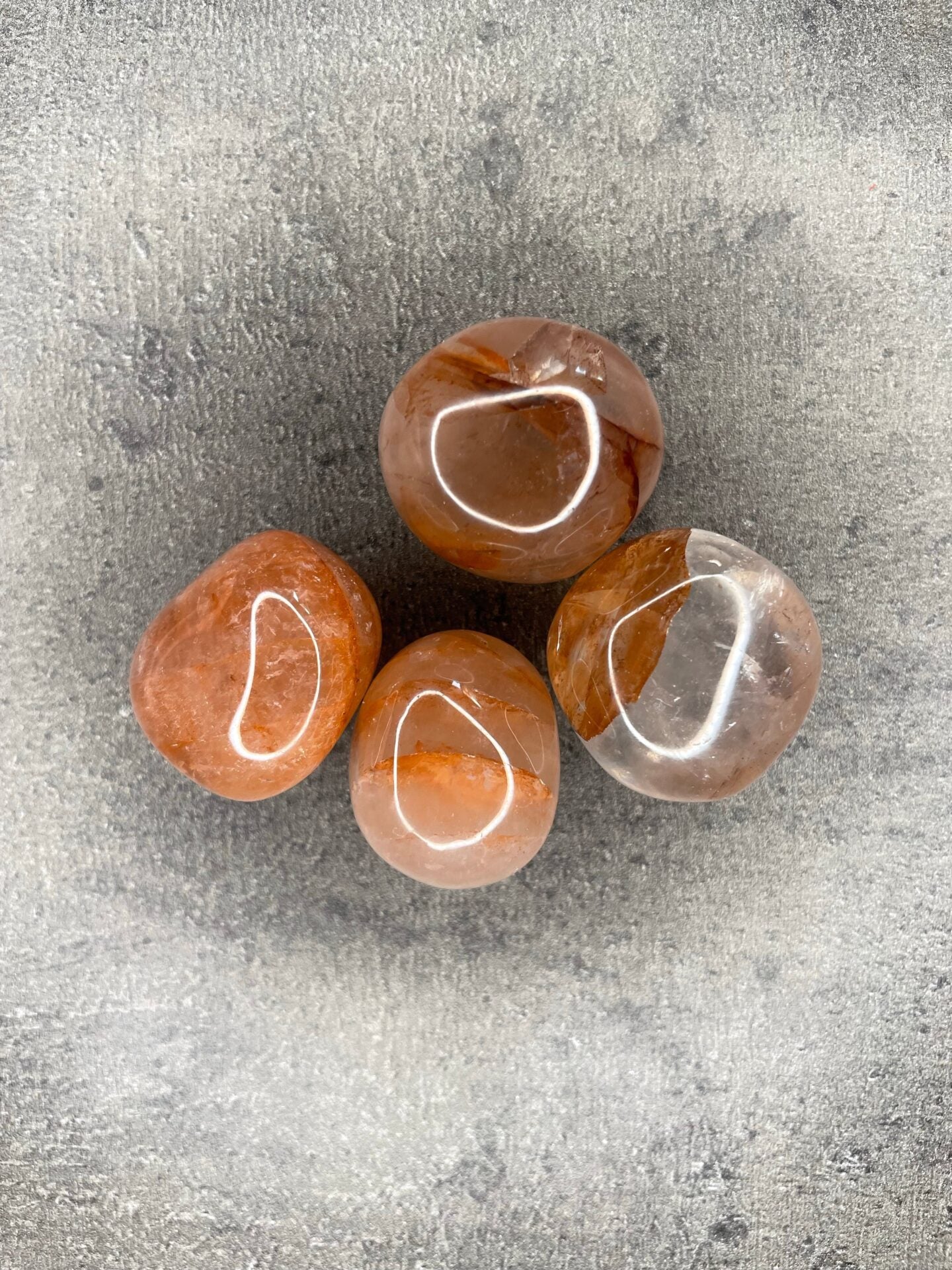 Red hematoid (Fire quartz) - Tumblestone