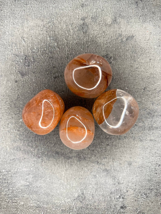 Red hematoid (Fire quartz) - Tumblestone