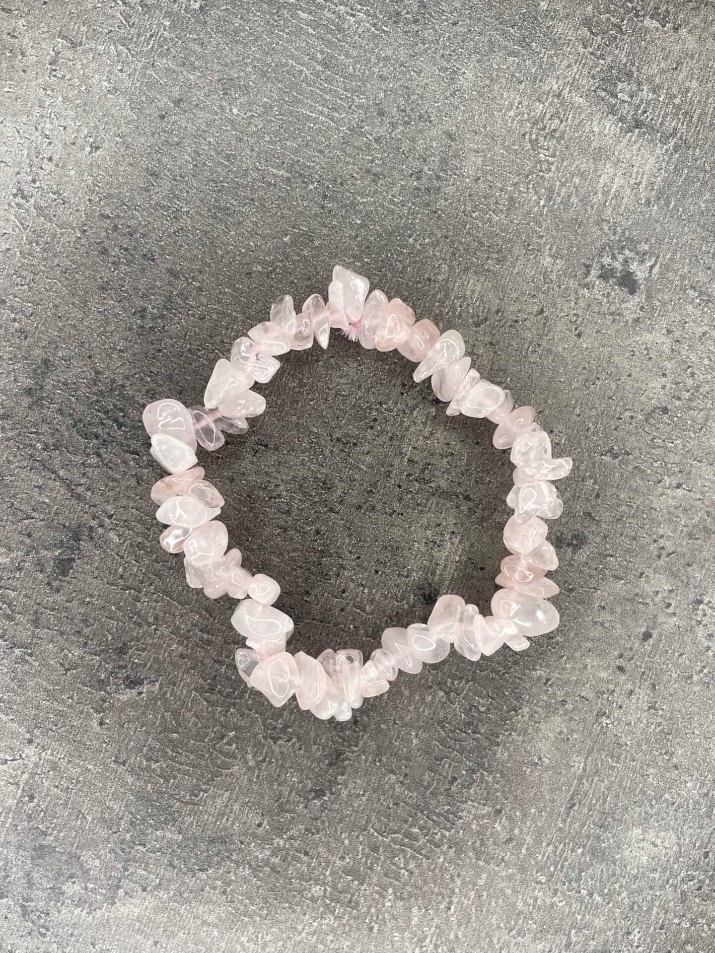 Rose quartz - Crystal chip bracelet
