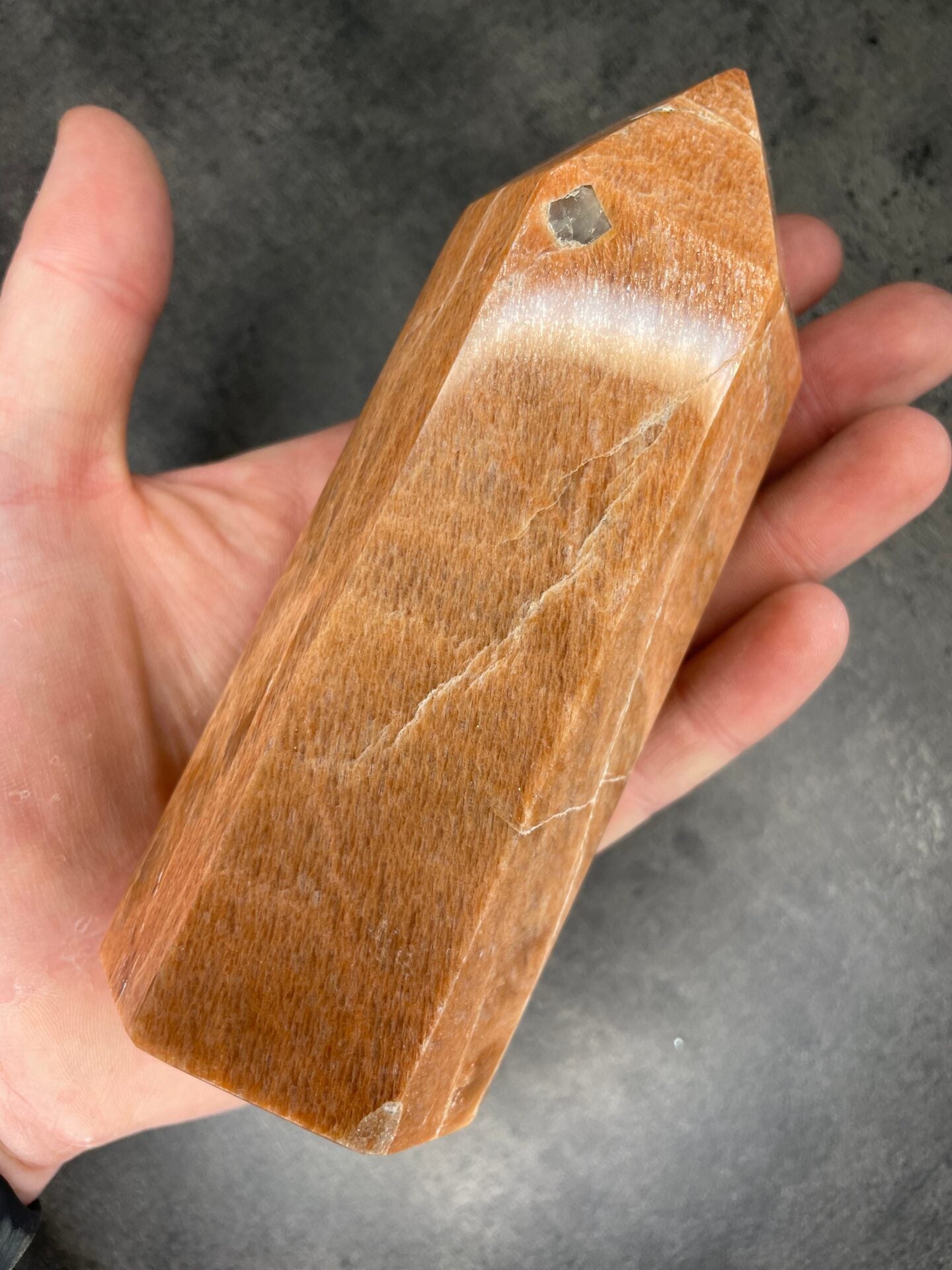 Peach moonstone - XL tower