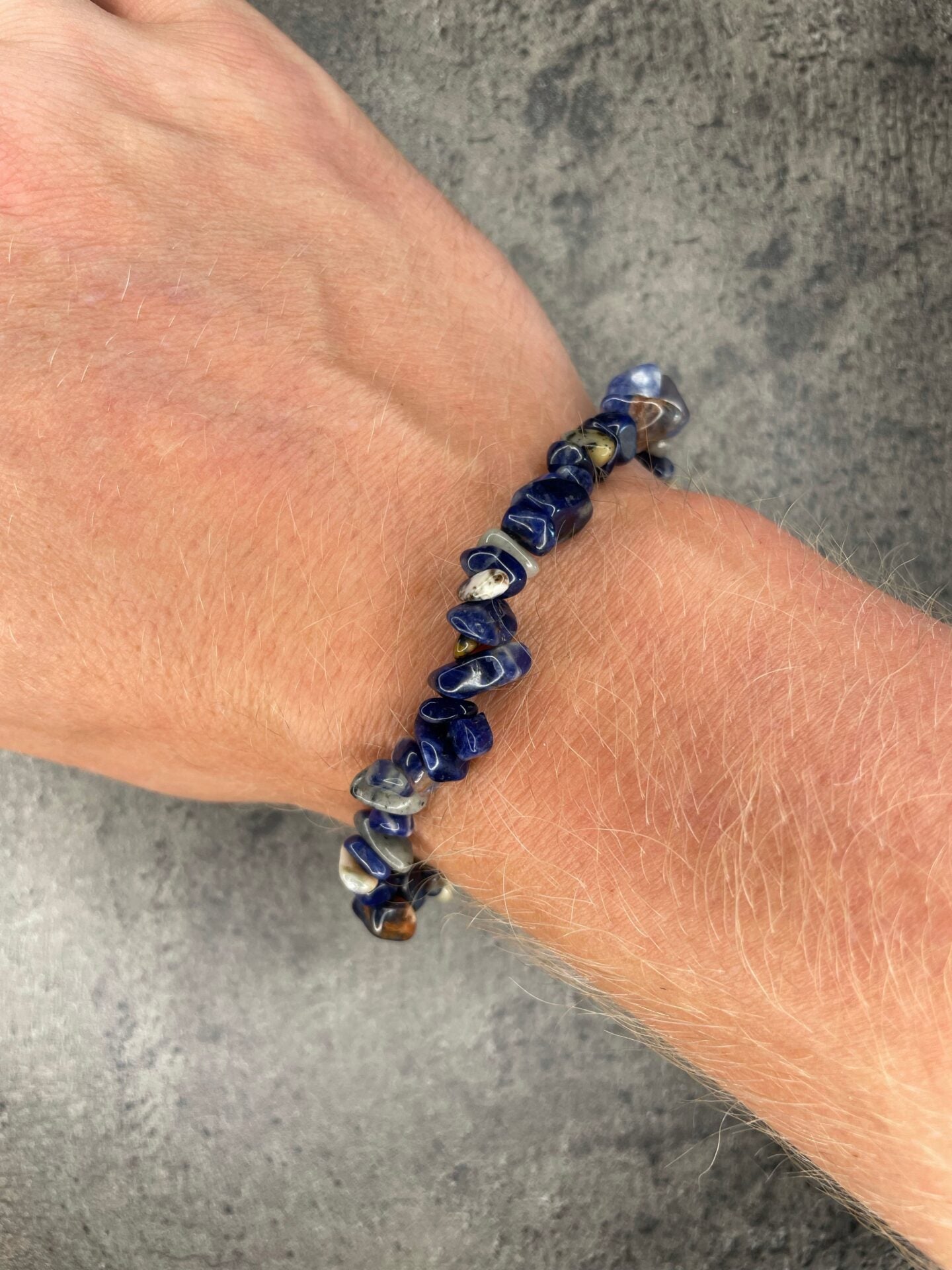 Sodalite - Crystal chip bracelet