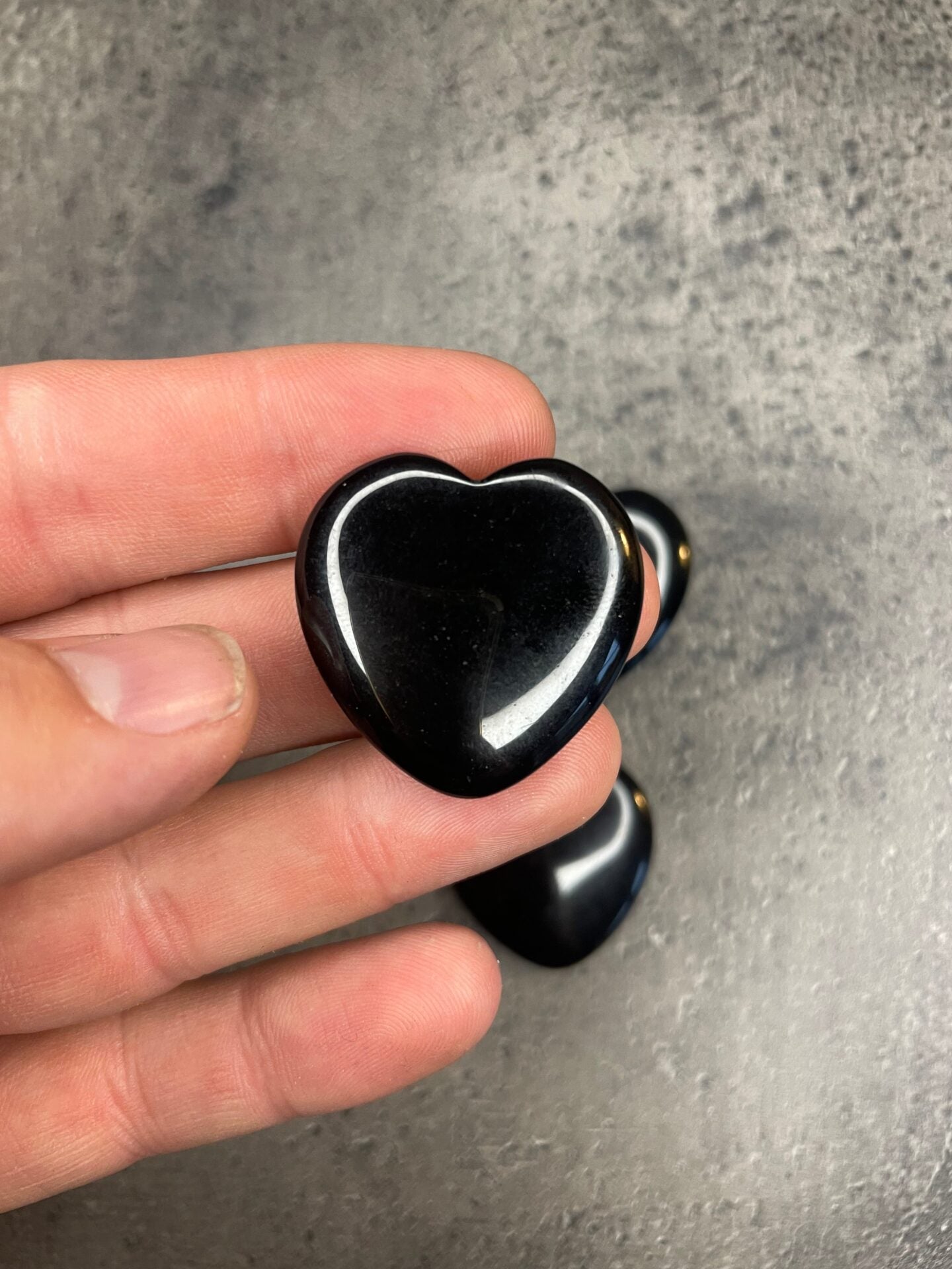 Black obsidian - Small heart