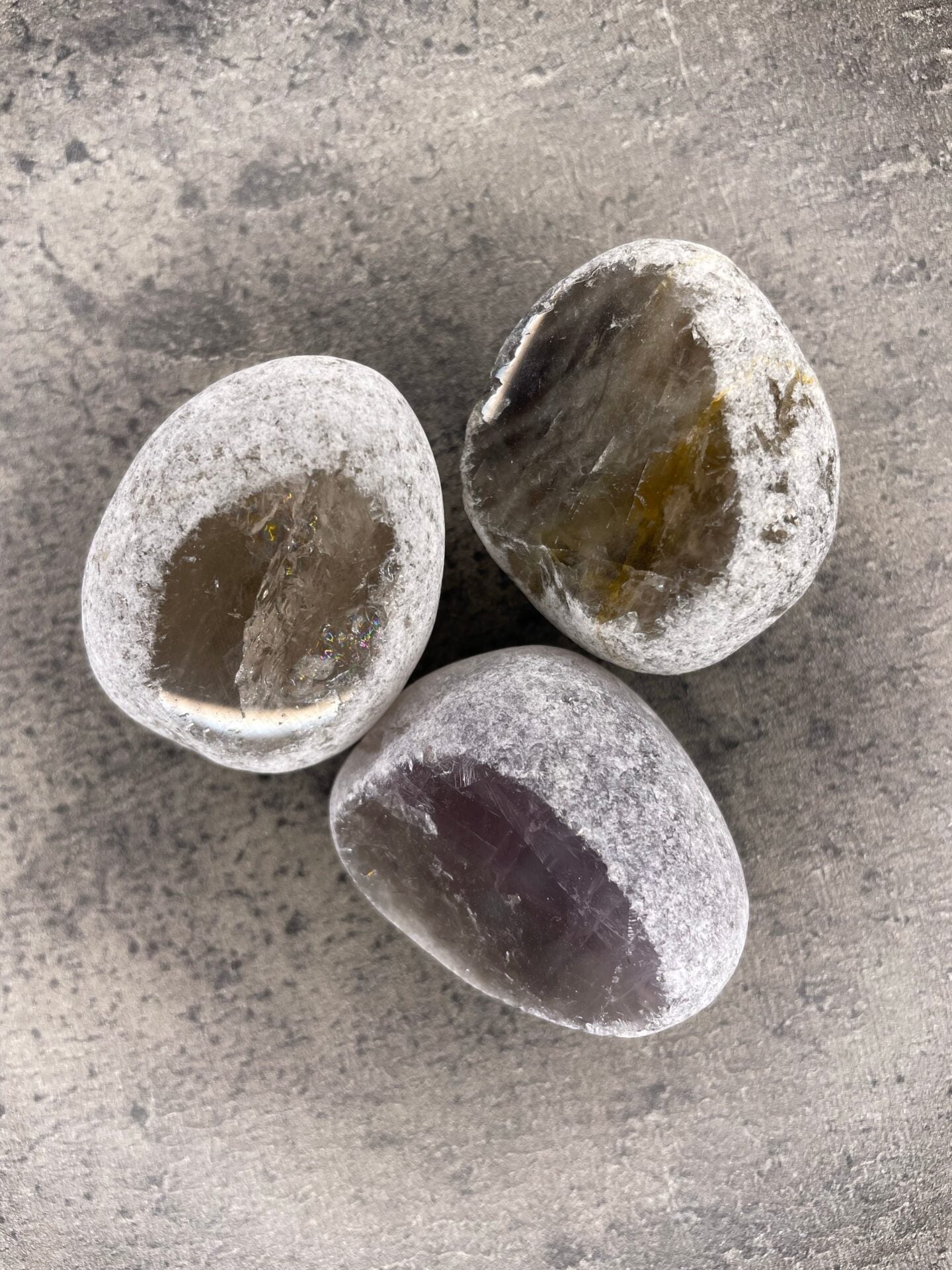 Smoky quartz - Rough dragon egg