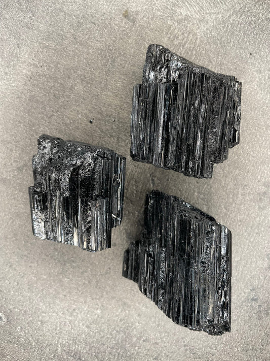 Black tourmaline - Rough-raw - Small