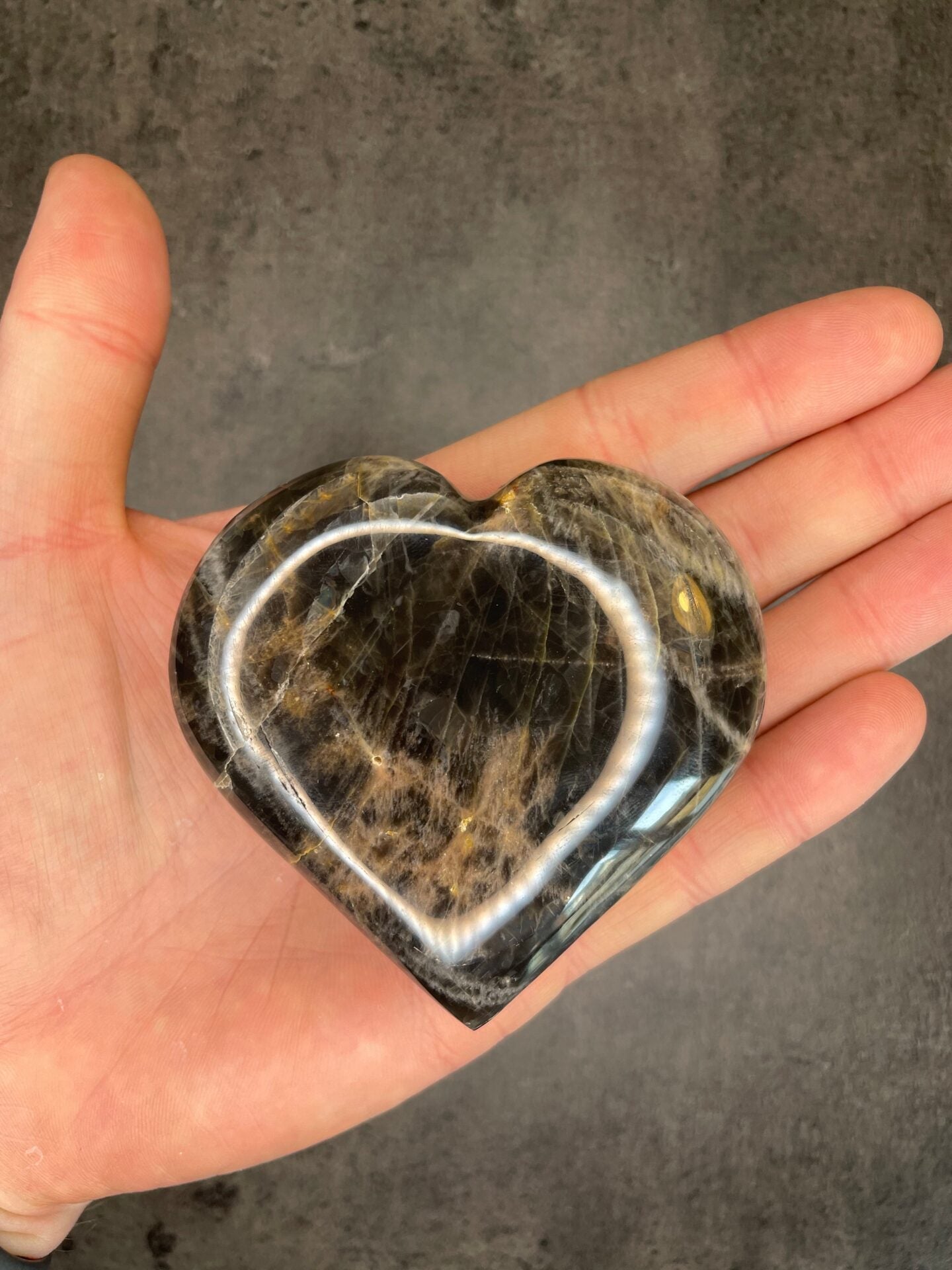 Black moonstone - XL heart