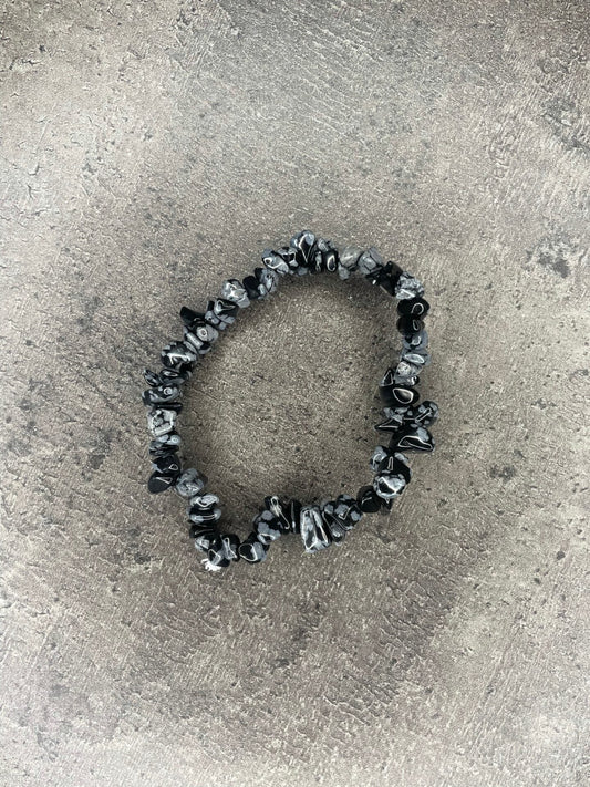 Snowflake obsidian - Crystal chip bracelet