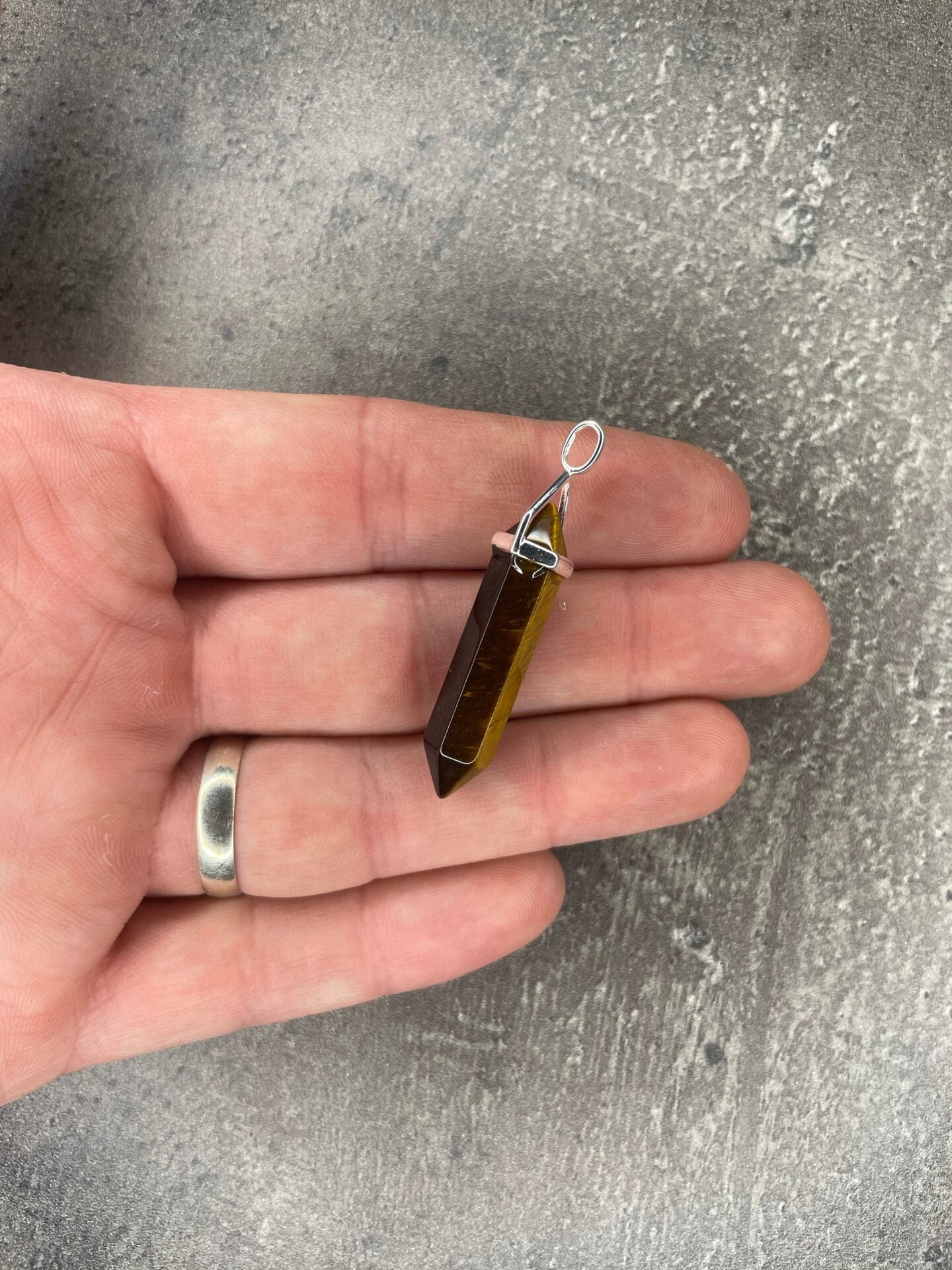 Willpower pendant - Tiger's eye (sterling silver)