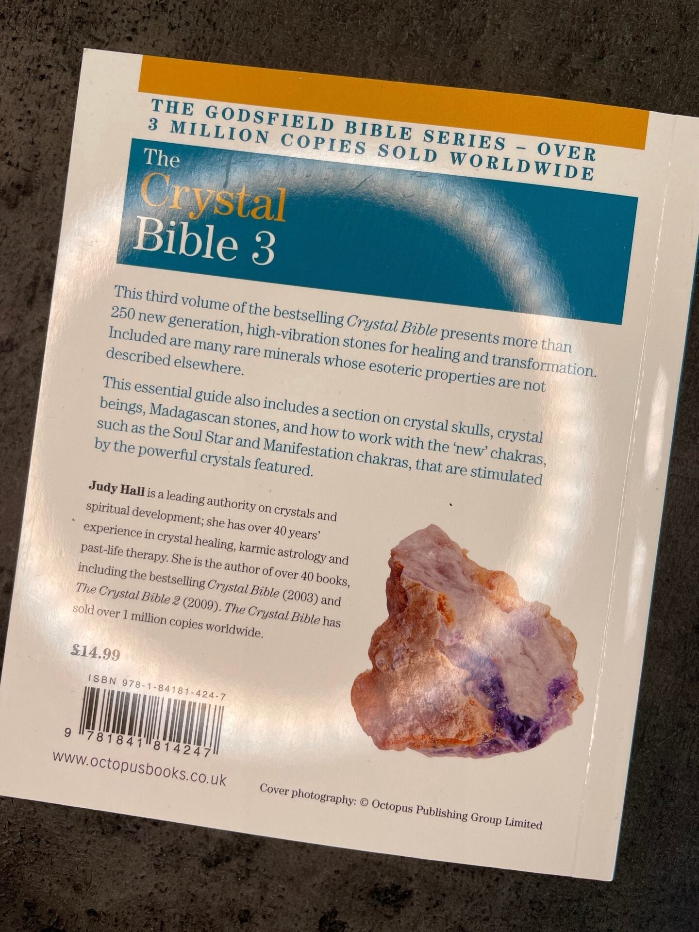 The Crystal Bible, Vol. 3 by Judy Hall