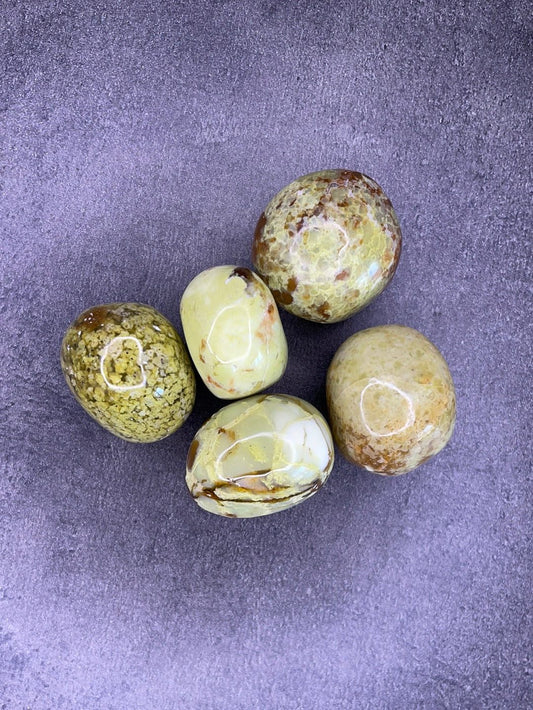 Green opal - Tumblestone