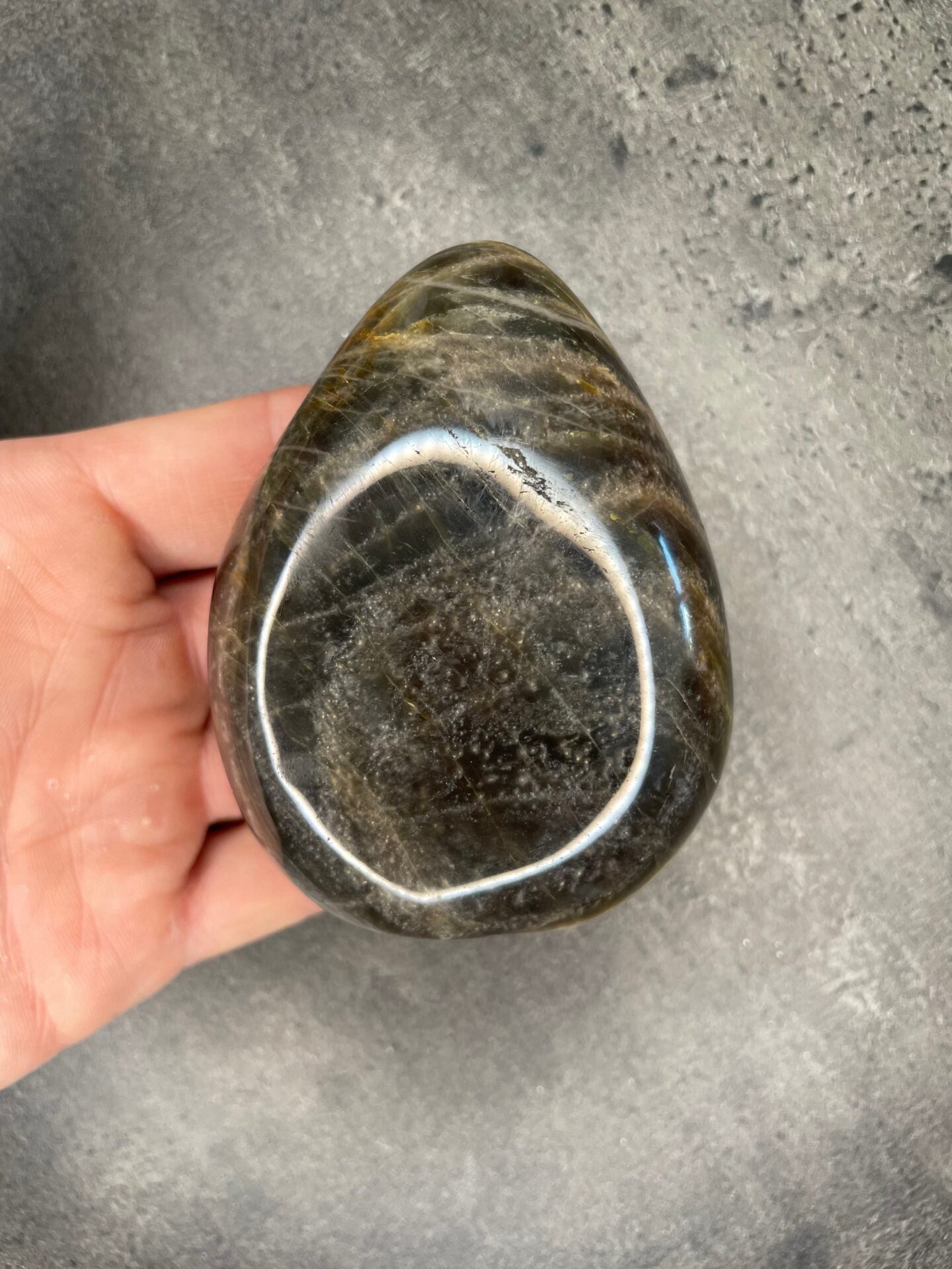 Black moonstone - Free form