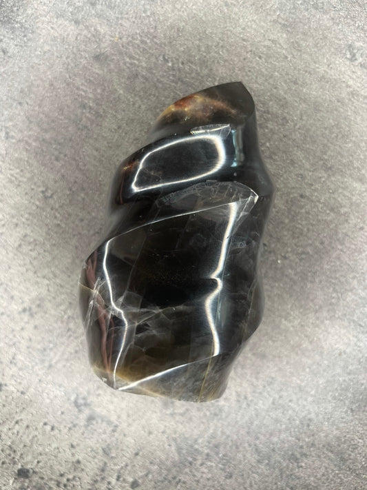 Black moonstone - Flame