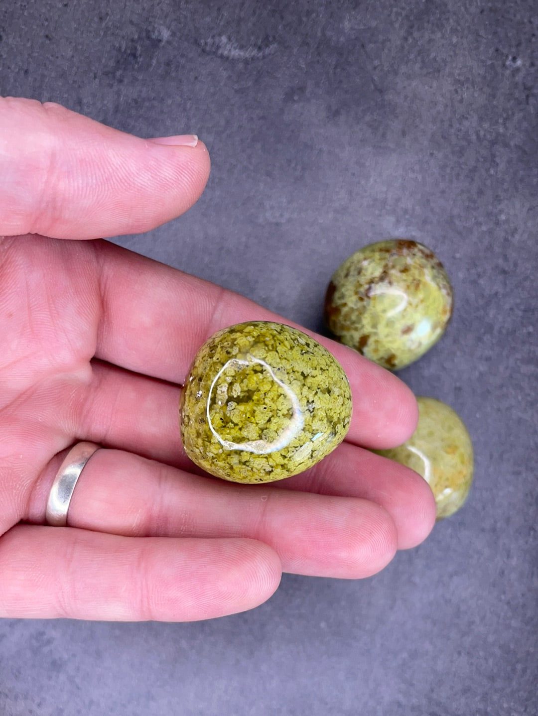 Green opal - Tumblestone