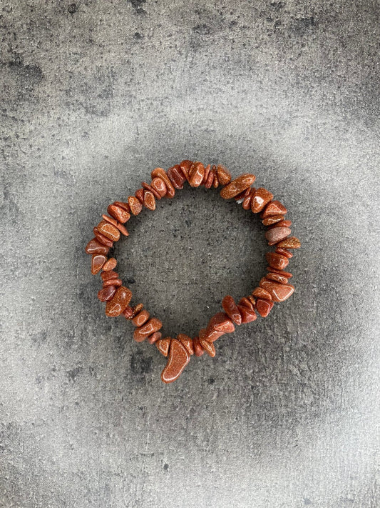 Goldstone - Crystal chip bracelet