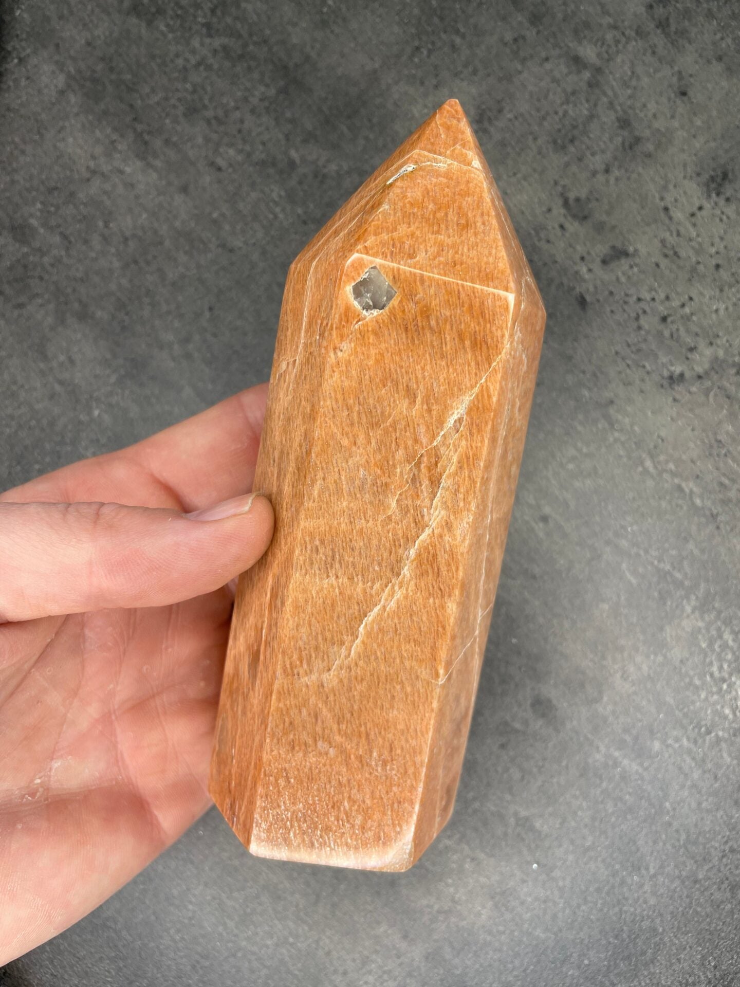 Peach moonstone - XL tower